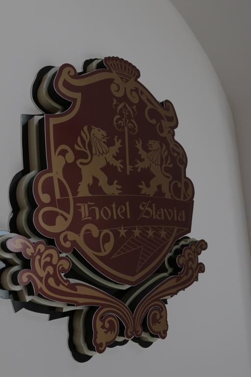 Hotel Slavia Salonta エクステリア 写真