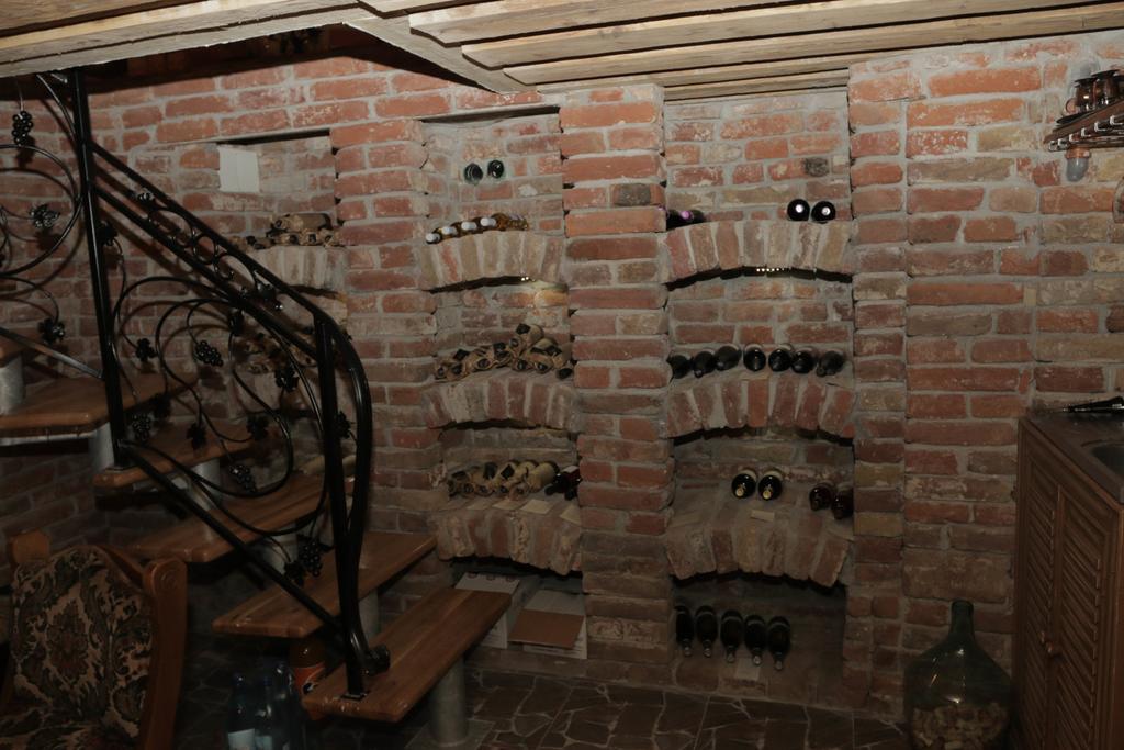 Hotel Slavia Salonta エクステリア 写真